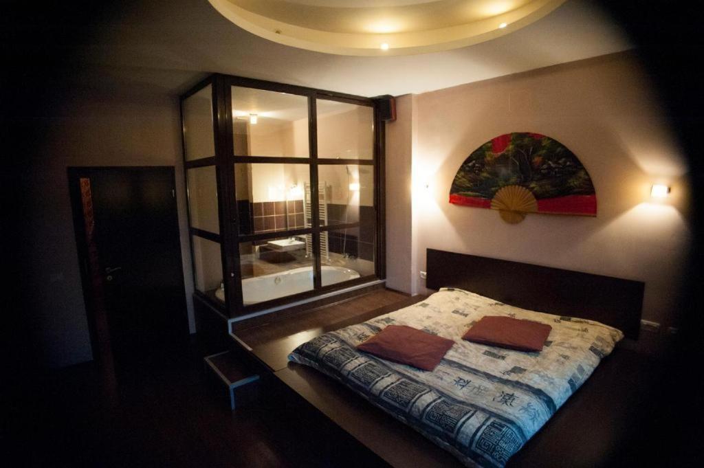 Hotel Decentria Timisoara Luaran gambar
